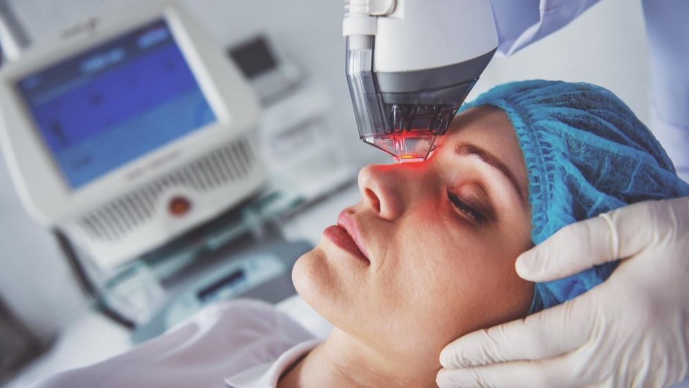 SMILE PRO Eye Surgery